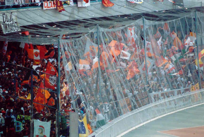 00-01_napoli-roma03.jpg