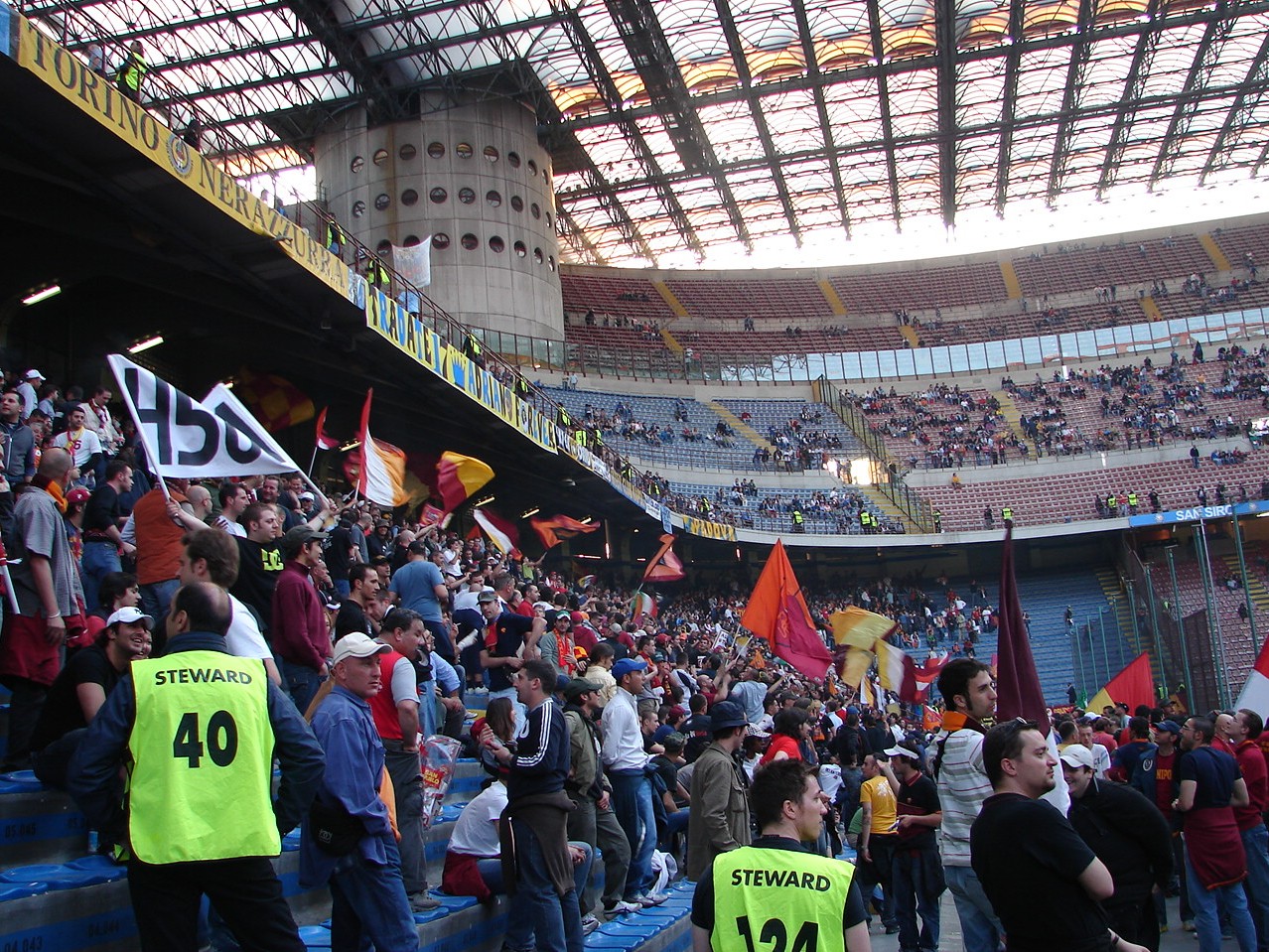 Megafoni e tamburi bannati dagli stadi: l'ennesima cazzata targata calcio  moderno