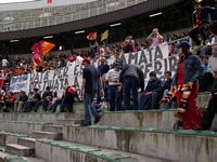 Striscione
                  San Giorgio a Liri: NATA X ESSERE AMATA, DESTINATA A
                  FARCI SOFFRIRE, AS ROMA X LASCIARTI DOVRO' SOLO
                  MORIRE!