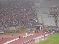 La Roma
                  ringrazia la Curva Sud