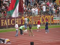 Si prepara il banchetto per la premiazione dei campioni del mondo