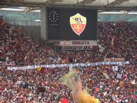 Striscione in onore di Luca Carroccia