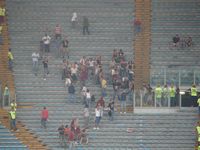 Stanno per entrare i livornesi ultras