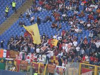 Diatriba in Curva Nord contro/pro Sensi