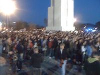 Ore 20.30,
                  la situazione ai varchi dell'obelisco