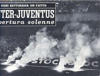 Amichevole precampionato 1965/66, Napoli/Milan: la scena  definita Entusiasmo e mortaretti alle stelle. Ora c' l'arresto ed il pubblico ludibrio.