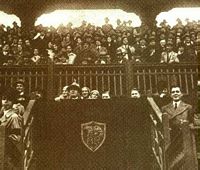 Il Duce assiste alla stracittadina
