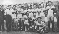 Una formazione
                  della Pro Roma. Si fonderà nell'agosto del 1926 con la
                  Fortitudo dando vita alla Società Sportiva Fascista
                  Fortitudo Pro Roma