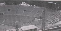 La Curva Sud dello Stadio Olimpico nel 1981/82 dopo una prima ristrutturazione